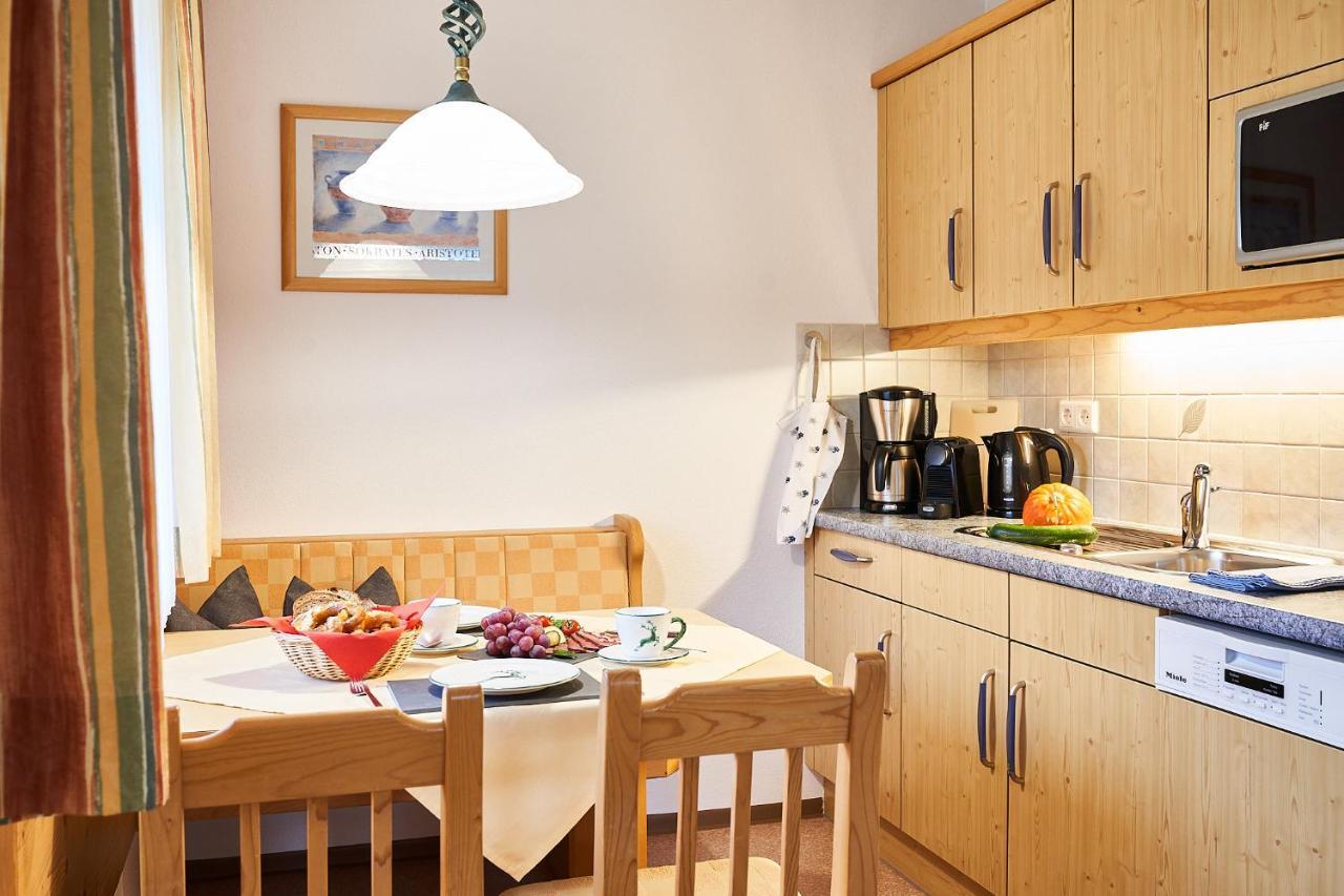 Haus Sonnenweg Apartment Leutasch Bagian luar foto