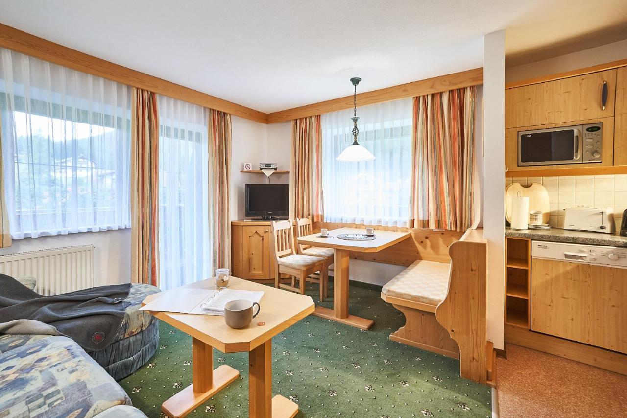 Haus Sonnenweg Apartment Leutasch Bagian luar foto