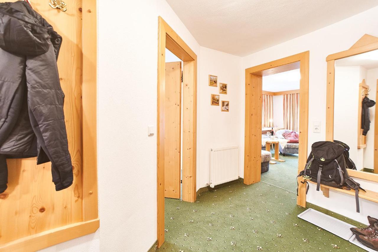 Haus Sonnenweg Apartment Leutasch Bagian luar foto