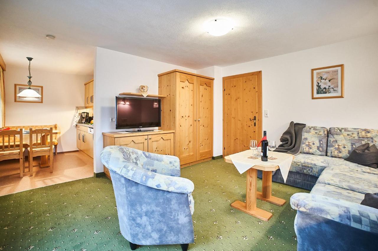Haus Sonnenweg Apartment Leutasch Bagian luar foto