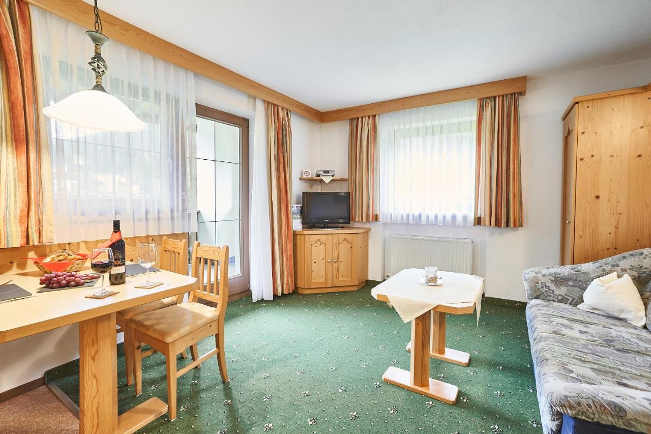 Haus Sonnenweg Apartment Leutasch Bagian luar foto